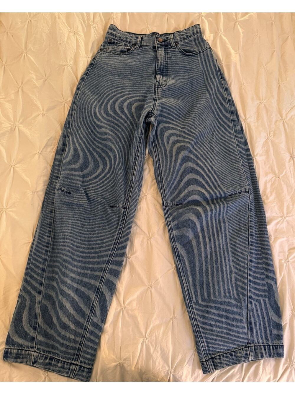 BDG Urban Outfitters High Rise Extreme Baggy Swirl Wave Print Jeans Blue Size 26